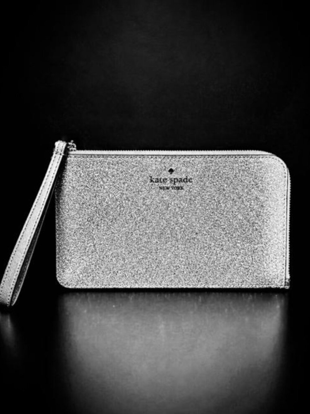 NWOT kate spade New York Silver Glitter Wristlet ✨ Metallic Shimmer Zip Clutch
